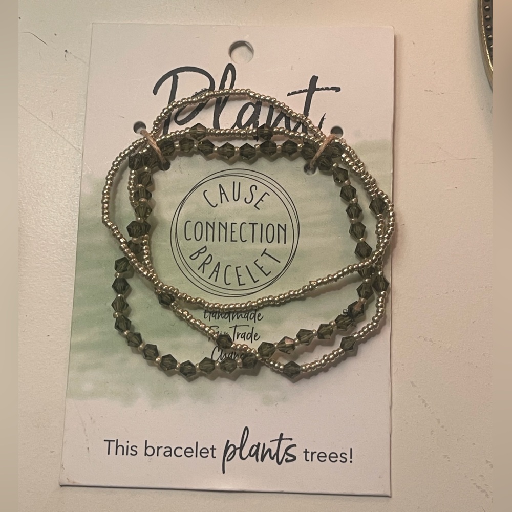Green/Gold Beaded Bracelet